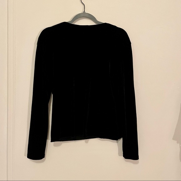 Black Velvet V neck line Top - Picture 4 of 5